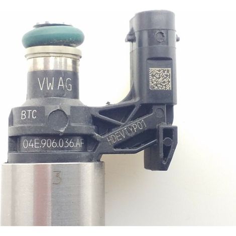 In stock: 04E906036AF 0261500477 fuel injector suitable for Volkswagen Beetle, Caddy, and Jetta. (1/4)