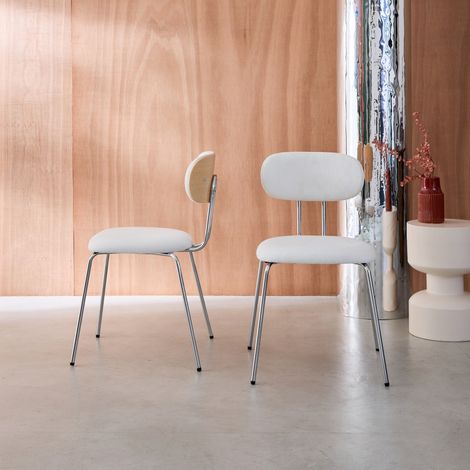 2 chaises décor bois courbé teinté chêne et tissu déperlant blanc. pieds métal chromé - L 45 x P 55 x H 80cm - Erin