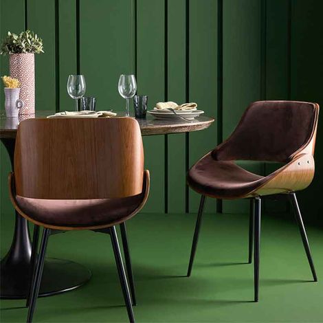 Chaise Mannix finition noyer velours marron 78x56x54cm (1/4)
