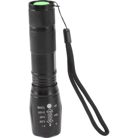 Lampe torche LED étanche, rechargeable et portable, idéale pour promener son chien, voyager ou faire de la randonnée. (1/5)