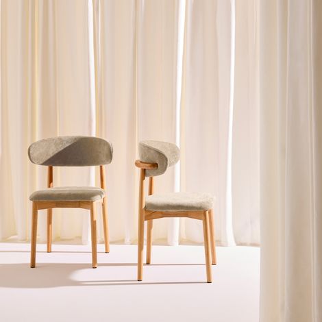 Lot de 2 chaises bois d'hévéa naturel et tissu chenille - Paola Naturel / Taupe