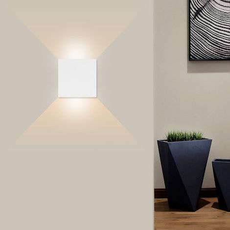 7-W-LED-Wandleuchte – quadratisch, Doppelkopf – warmweiß – nach oben/unten – Tür-/Bettleuchte – Innenbereich