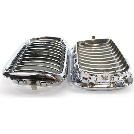 Calandre arrière argentée pour BMW Série 3 E36 (1997-1999). (1/4)