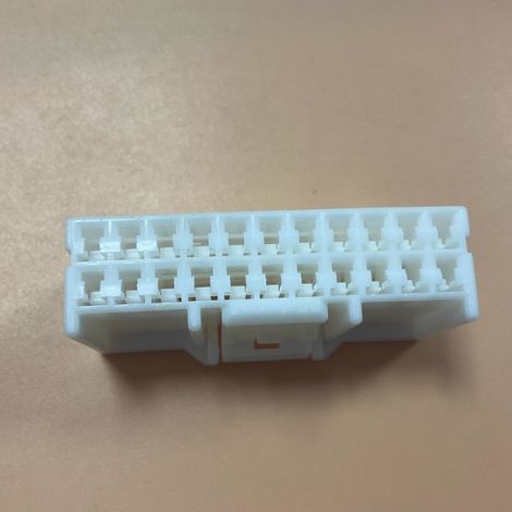 Faisceau de câbles pour connecteur automobile 936151-1 à 22 broches (1/4)