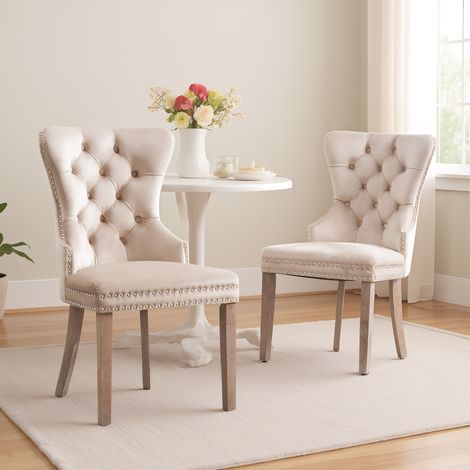 Samt-Esszimmerstühle 2er Set, Küchenstuhl mit hoher Rückenlehne, moderner gepolsterte Stühle mit Nieten Dekoration und Höhenverstellbare Stuhlbeine, für Esszimmer und Wohnzimmer (Beige) (1/5)