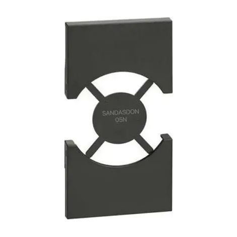 Cover Schuko compatibile con Bticino Living Now marca Biesse