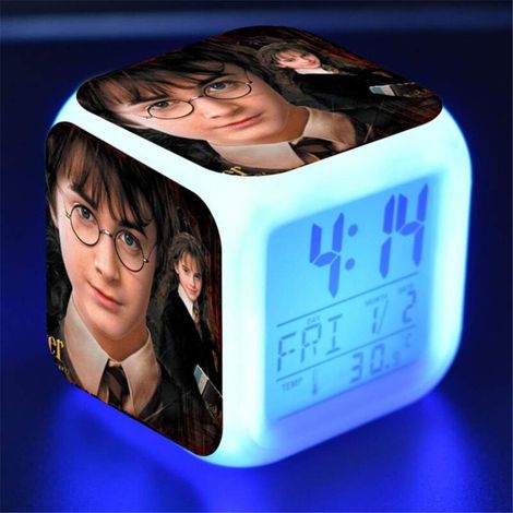 Réveil Lumineux - 7 Couleurs LED - Affichage Heure Date Température - Réveil Silencieux pour Enfant - 1 Pièce