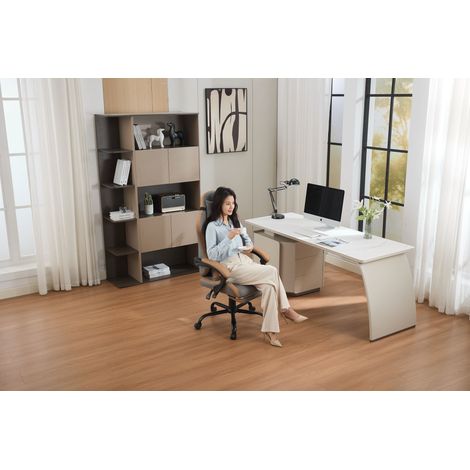 Fauteuil gaming ergonomique avec soutien lombaire, appui-tête et repose-pieds – conçu pour un confort prolongé sans fatigue, parfait pour le bureau, la maison et le streaming en direct. (1/5)