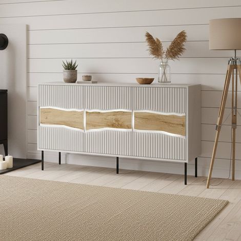 Aparador Saliceto, Aparador de salón con tres puertas batientes y compartimentos interiores, elevado del suelo, 144x40 h80 cm, Beige y Nudos de Roble (1/5)