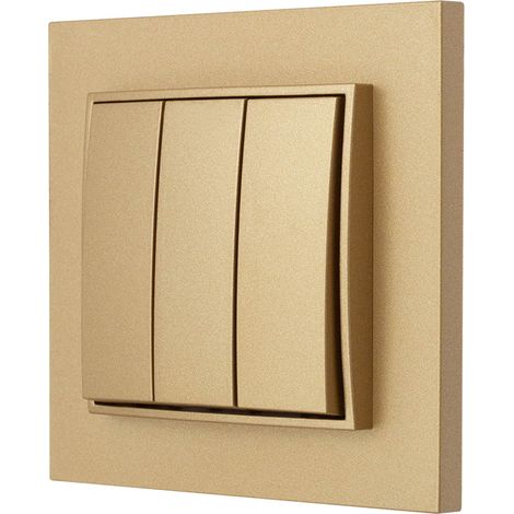 Interruptor triple con marco Karlik Mini, color dorado. (1/4)