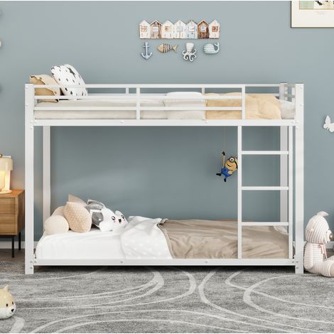 Letto a castello in metallo bianco 90x200 cm con rete a doghe e sponde di sicurezza (1/5)