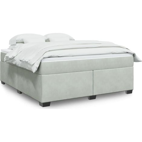 Boxspringbett mit Matratze Hellgrau 180x200 cm Samt