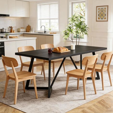 Table à manger 180/80/75 cm noire avec effet bois et pieds métal (1/5)