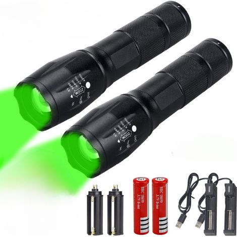 2Feu vert dirigéLampe torche à haut rendement lumineux, mise au point réglable, étanche et fonction de vision nocturne.