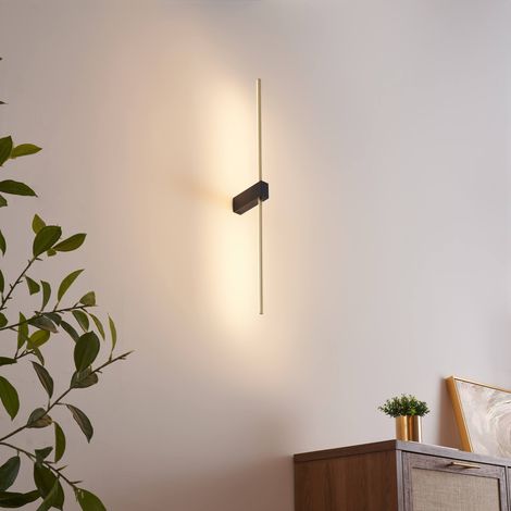 Applique LED minimaliste socle noir et tige laiton 80 cm - Edeline (1/5)