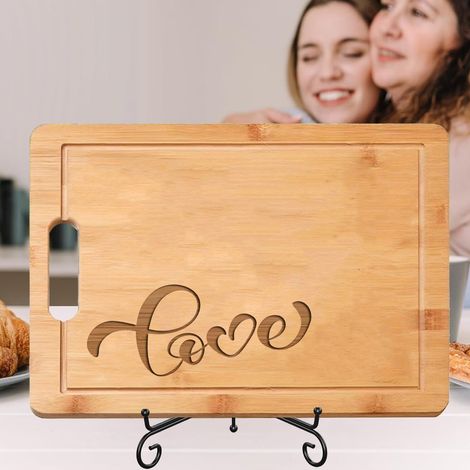 Planche à découper "LOVE" gravé – Cadeau romantique pour elle ou lui (1/5)