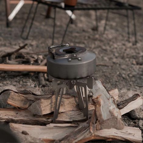 Foyer de camp portable Qvien, support pour réchaud de camping, cadre de barbecue de pique-nique, grille à feu de bois pliable en acier inoxydable pour la cuisson. (1/5)