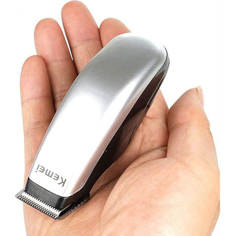 Tondeuse à cheveux sans fil pour homme avec kit de coupe de cheveux en acier inoxydable (1/5)