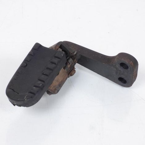 [PRODUIT D'OCCASION] Platine de repose pied pilote gauche origine pour moto Yamaha 660 (1/2)