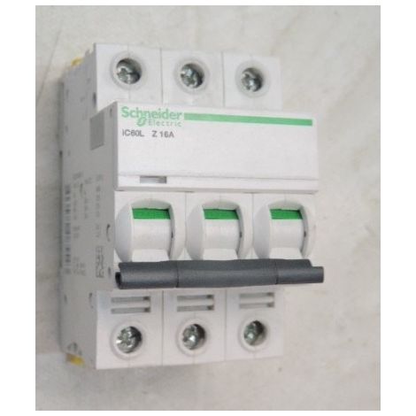 Disjoncteur SCHNEIDER ACTI 9 3P 16A 15000A Icn 220-240V AC 50/60Hz