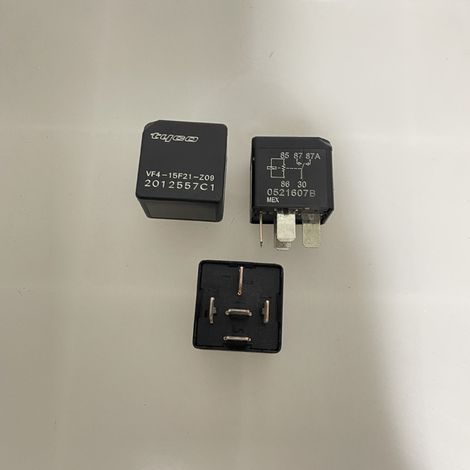Relais automobile Tyco 5 broches VF4-15F21-Z09 2012557C1