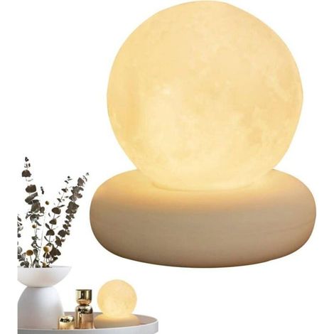 Una decorazione da scrivania a forma di luna 3D sensibile al tocco, con regolazione della luminosità, ricarica USB e funzione luce notturna, ideale per la camera da letto. (1/4)