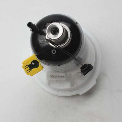 The filters WGC500150 and WGC500102 are suitable for Land Rover fuel pumps. (1/4)