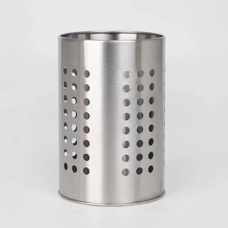 Scolaposate in acciaio inox: design compatto, resistente e facile da pulire, ideale per cucine di piccole dimensioni.