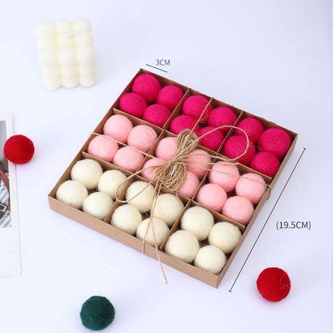 Guirlande De Boules De Noël - Boules En Laine 3 Cm - Décoration Murale Pour Fêtes Thématiques - 36 Pièces (1/2)