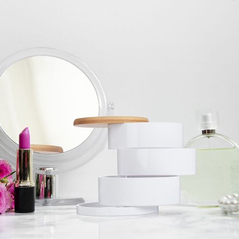 Rangement maquillage avec 3 compartiments (1/5)