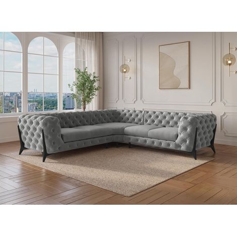 Deco In Paris – Canapé d'angle fixe capitonné chesterfield velours gris – Largeur 267 cm – Profondeur 93 cm – Hauteur 75 cm – Assise moelleuse (1/5)