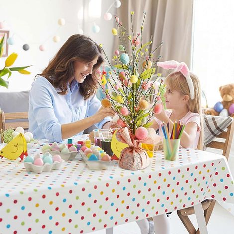 Décorations de Pâques : sapin décoratif, scène de fête à la maison, décoration de bureau 240997