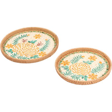 Handgeflochtenes Rattantablett, 2 Stück, rund, umweltfreundlich, traditioneller Handwerksstil, Pfingstrosenmuster, zum Servieren von Snacks und Obst, dekorativ. (1/5)