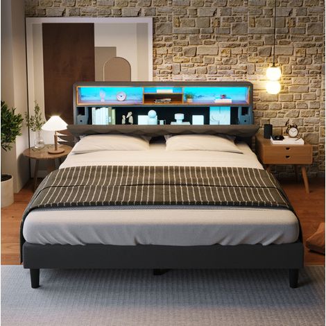 Bett 140x200 cm gepolstert in Grau, Massivholz und Metall, Stauraum-Kopfteil mit LED, Lattenrost inklusive (1/5)