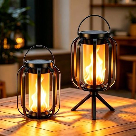 Set di lanterne solari da esterno con 2 luci sospese impermeabili con effetto fiamma tremolante, ricaricabili tramite energia solare e USB. (1/5)