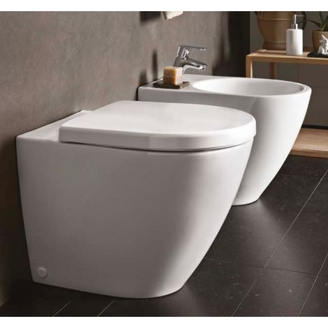 Sanitari bagno da appoggio Geberit Icon Rimfree vaso sedile e bidet (1/4)