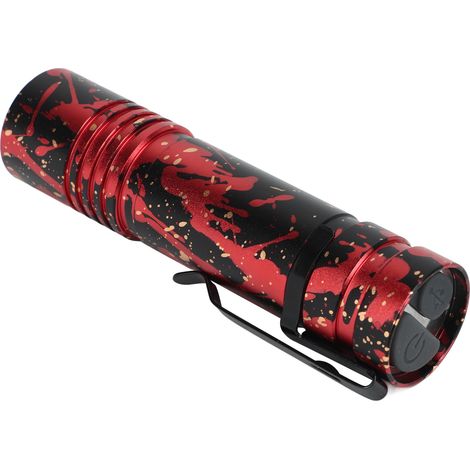 Tragbare, hochhelle, wiederaufladbare USB-C-Taschenlampe, multifunktional, im Taschenformat, ideal zum Campen, schwarz und rot. (1/5)