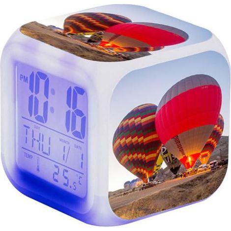 LED Cube avec lumières Enfants réveils Réveil Numérique (1/5)
