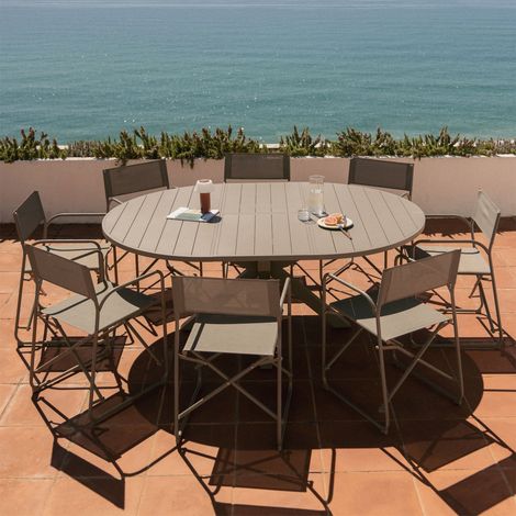 Set da tavolo 145-200x145 cm allungabile in alluminio Barces e 8 sedie da regista pieghevoli da giardino in acciaio Melida SKLUM