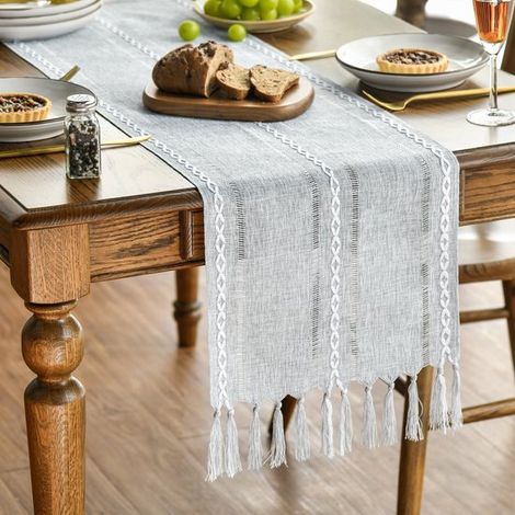 Boho-Tischläufer, hellgrau – Landhausstil mit Quasten – waschbar – Tischdekoration für Partys, Geburtstage, Valentinstag und Hochzeiten – 33 x 143 cm (1/5)