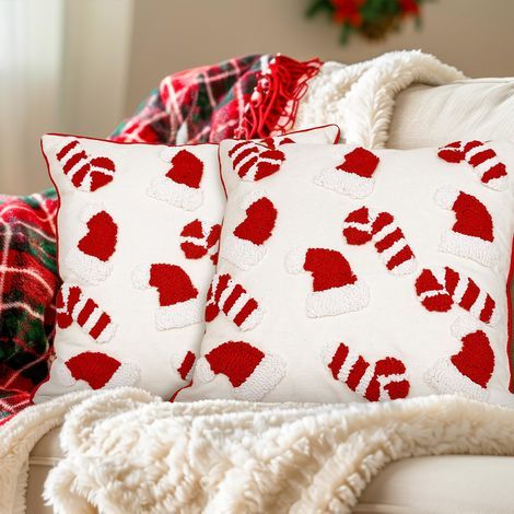 2er-Set weihnachtliche Kissenbezüge mit Knöpfen, rot-weißes Weihnachtsmannmützen-Design, Zuckerstangenform, weiche Kissenbezüge für die Winterfeiertage, ideal für Sofas, Betten und Accessoires (1/5)