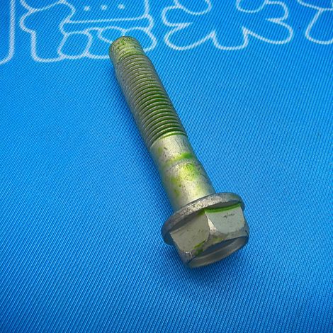 40056-EN01A is suitable for the shock absorber bolts of Nissan Tiida, Livina, and Vios. (1/4)