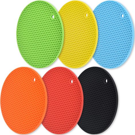 Juego de 6 posavasos de silicona antideslizantes y resistentes al calor, disponibles en colores aleatorios.