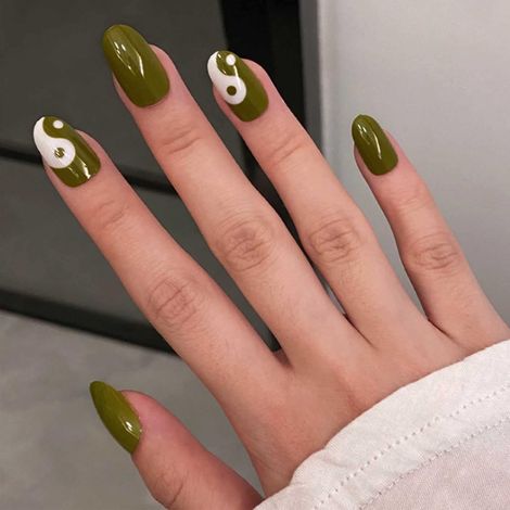 Ongles Postiches Courts Forme Amande - Couverture Totale en ABS - Vert - 24 Pièces (1/5)