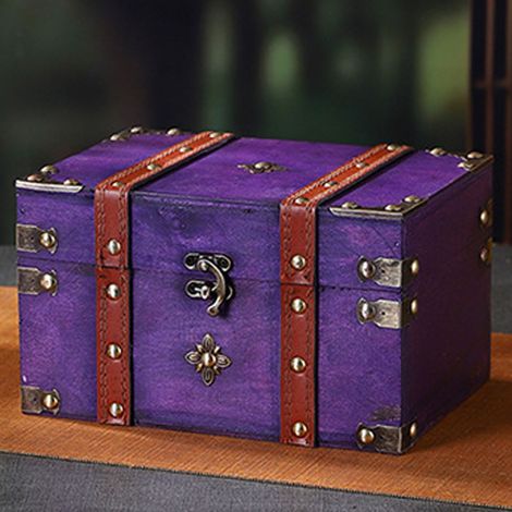Coffre Vintage à Trésor en Bois Violet avec Serrure et Patte de Cuir (1/5)