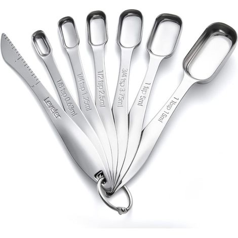 Juego de cucharas medidoras Rainspire de 7 piezas, robustas y de acero inoxidable, que incluye raspador y vasos medidores de metal para ingredientes secos y líquidos. Aptas para botes de especias. (1/5)