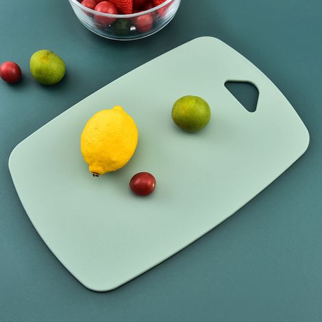 Set aus 3 quadratischen Schneidebrettern aus Polypropylen (PP) mit ergonomischen und sicheren Griffen. Multifunktional, ideal für Küche und Haushalt. Modell 2. (1/4)