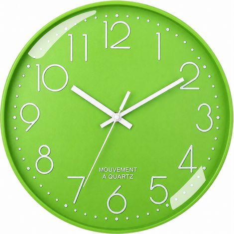 Horloge murale ronde silencieuse à quartz 20 cm fond vert chiffres blancs réf 0835 21 × 21 × 4,3 cm 340 g – Livraison gratuite