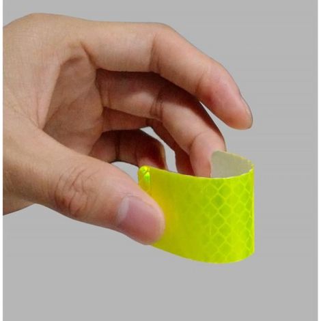 Bandes Réfléchissants Autocollante pour Casque Sécurité pour Moto Vélo Véhicule Voiture,36 PCS Argent Jaune Rouge Réflecteurs Haute (1/5)