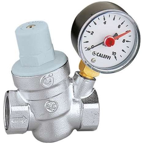 Schrägdruckminderer mit Manometer und Wechselkartusche Caleffi 5332 1/2"